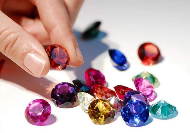 The Enchanting World of Birthstones: A Month by Month Guide 16